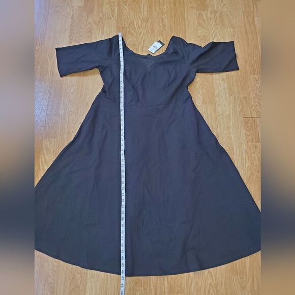 ✨ CITY CHIC ✨ NEW! Classic Fit-and-Flare Dress - [Size 16, Black] - Picture 8 of 13